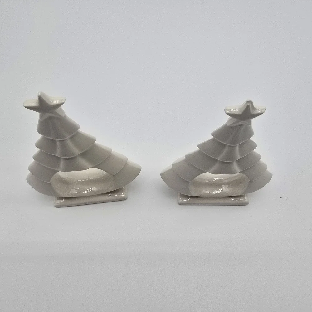 2 Ceramic Porcelain Off White Christmas Tree Napkin Rings‎ Vintage 4